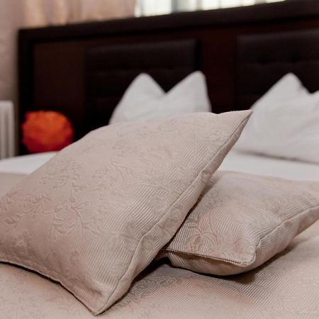 Hotel Metropol Piteşti Quarto foto